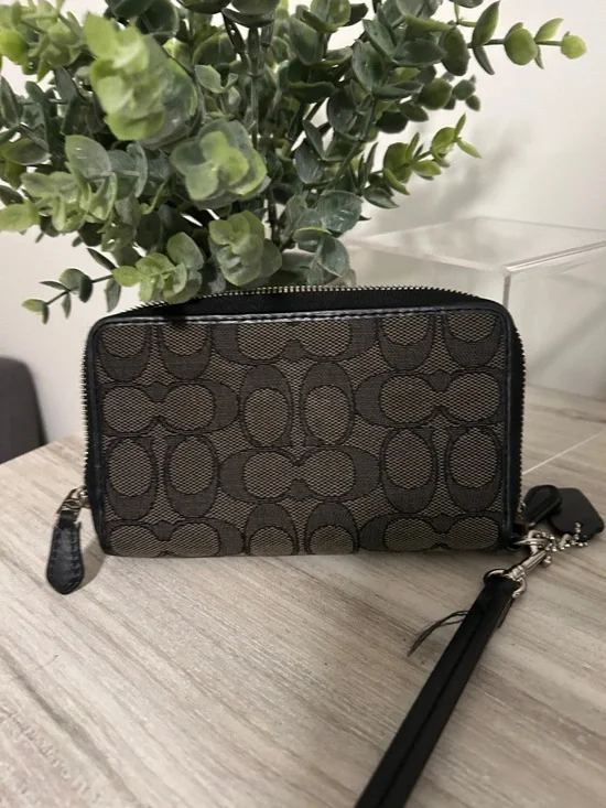 Coach Signature Canvas Double Zip Wristlet with Black Trim - Picture 4 of 7